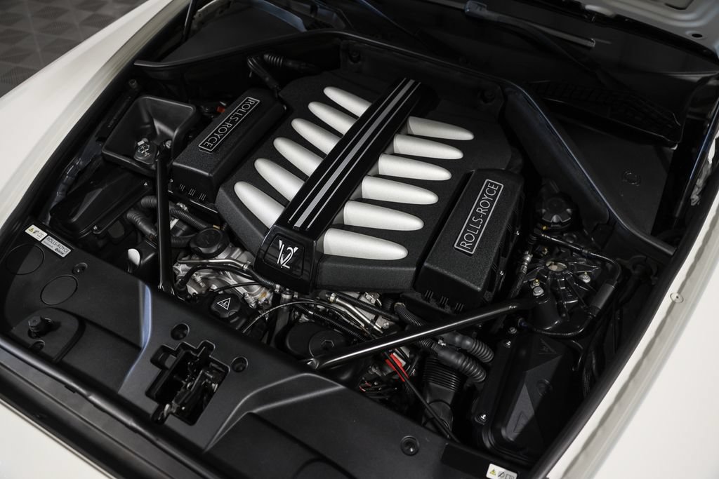 Used 2014 Rolls-Royce Wraith RWD image 12
