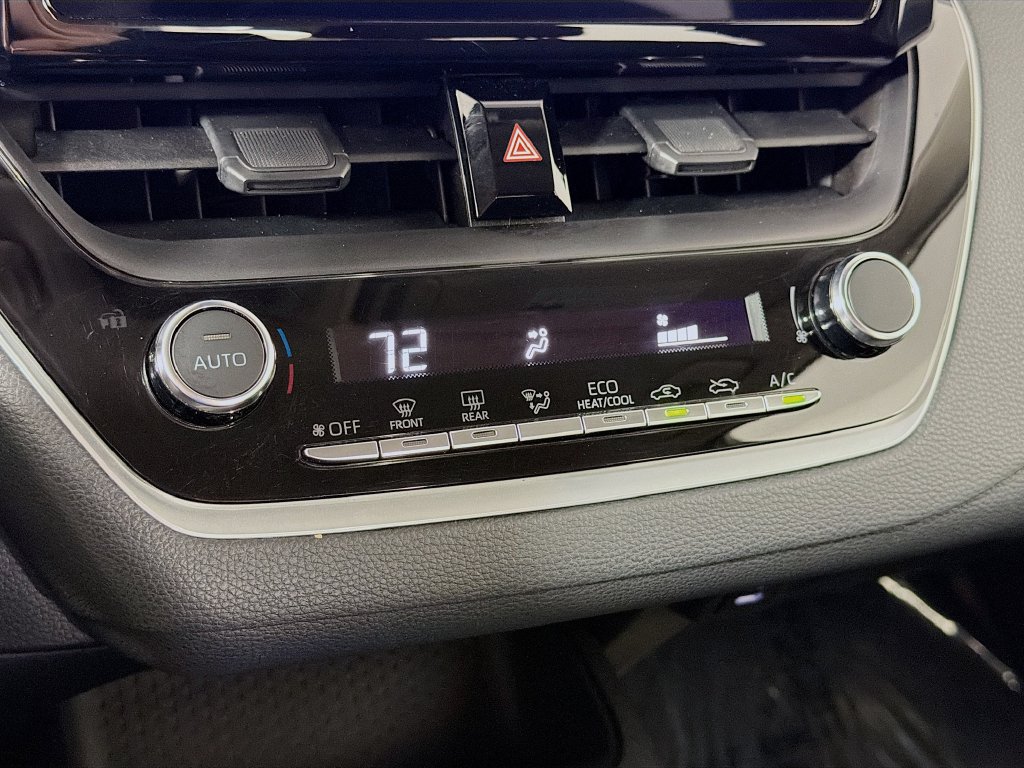 Used 2024 Toyota Corolla LE FWD image 15