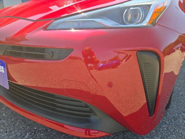 Used 2019 Toyota Prius Limited w/ Premium Convenience Package FWD image 16
