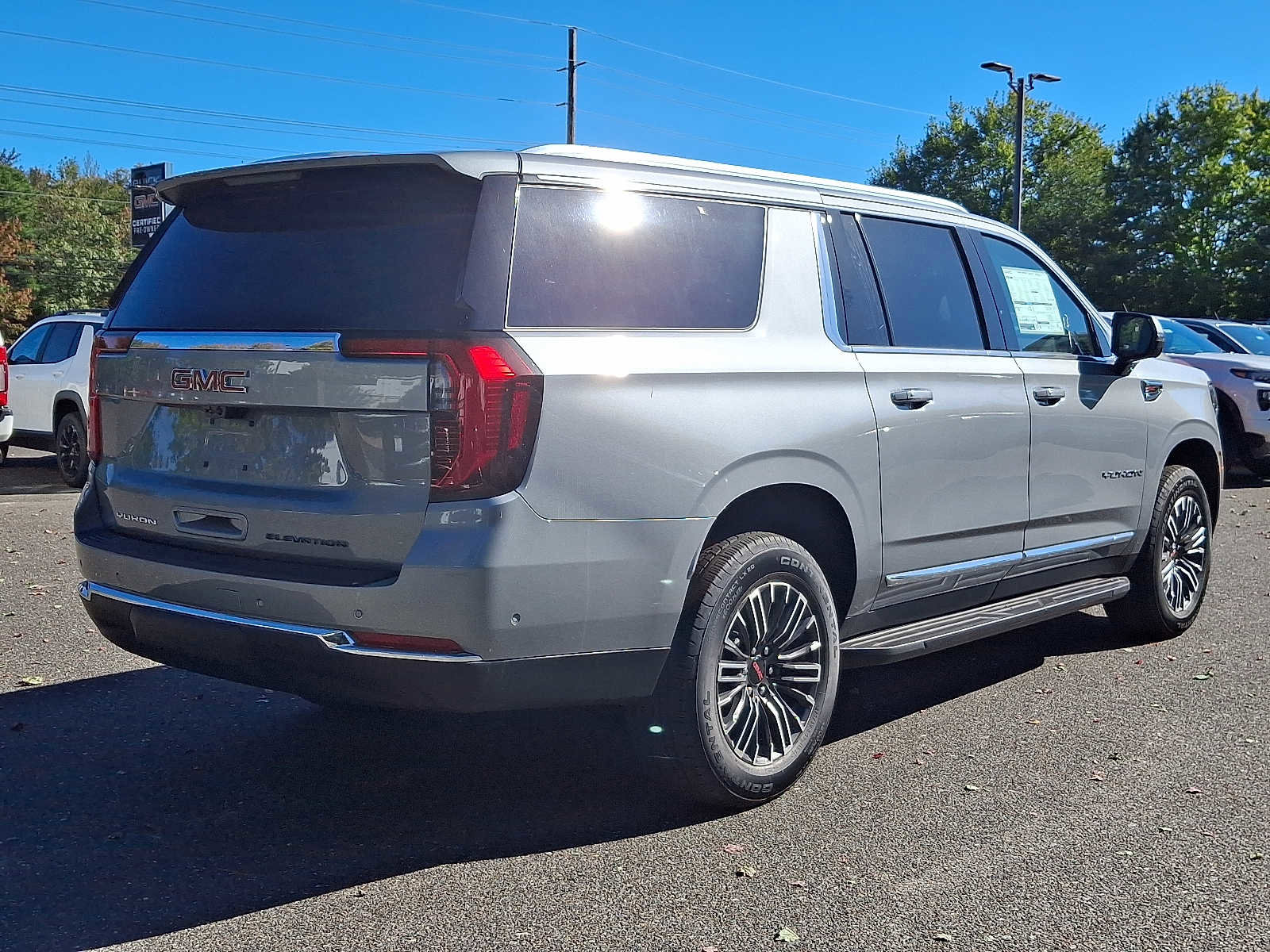 New 2026 GMC Yukon XL Elevation w/ Elevation Premium Package image 4