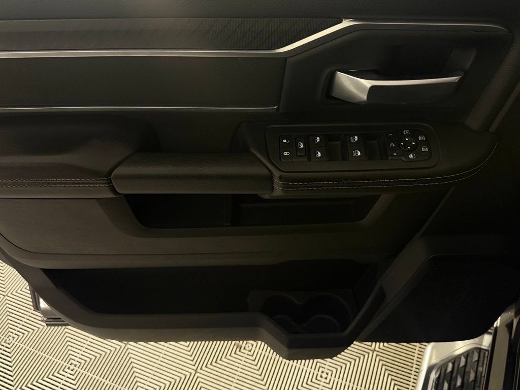 Certified 2025 RAM 2500 Big Horn AWD/4WD image 26