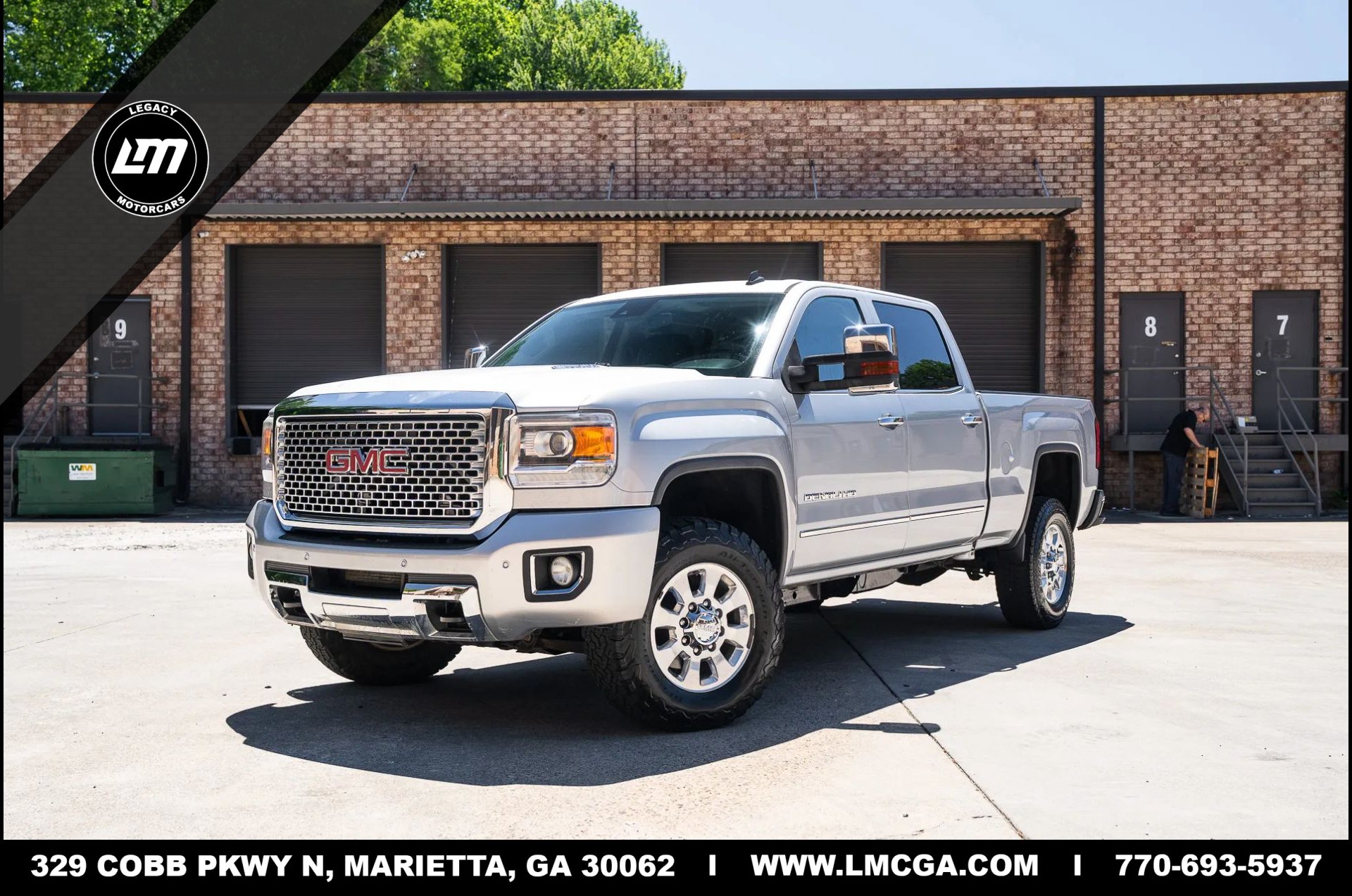 Used 2015 GMC Sierra 2500 Denali w/ Duramax Plus Package AWD/4WD image 1