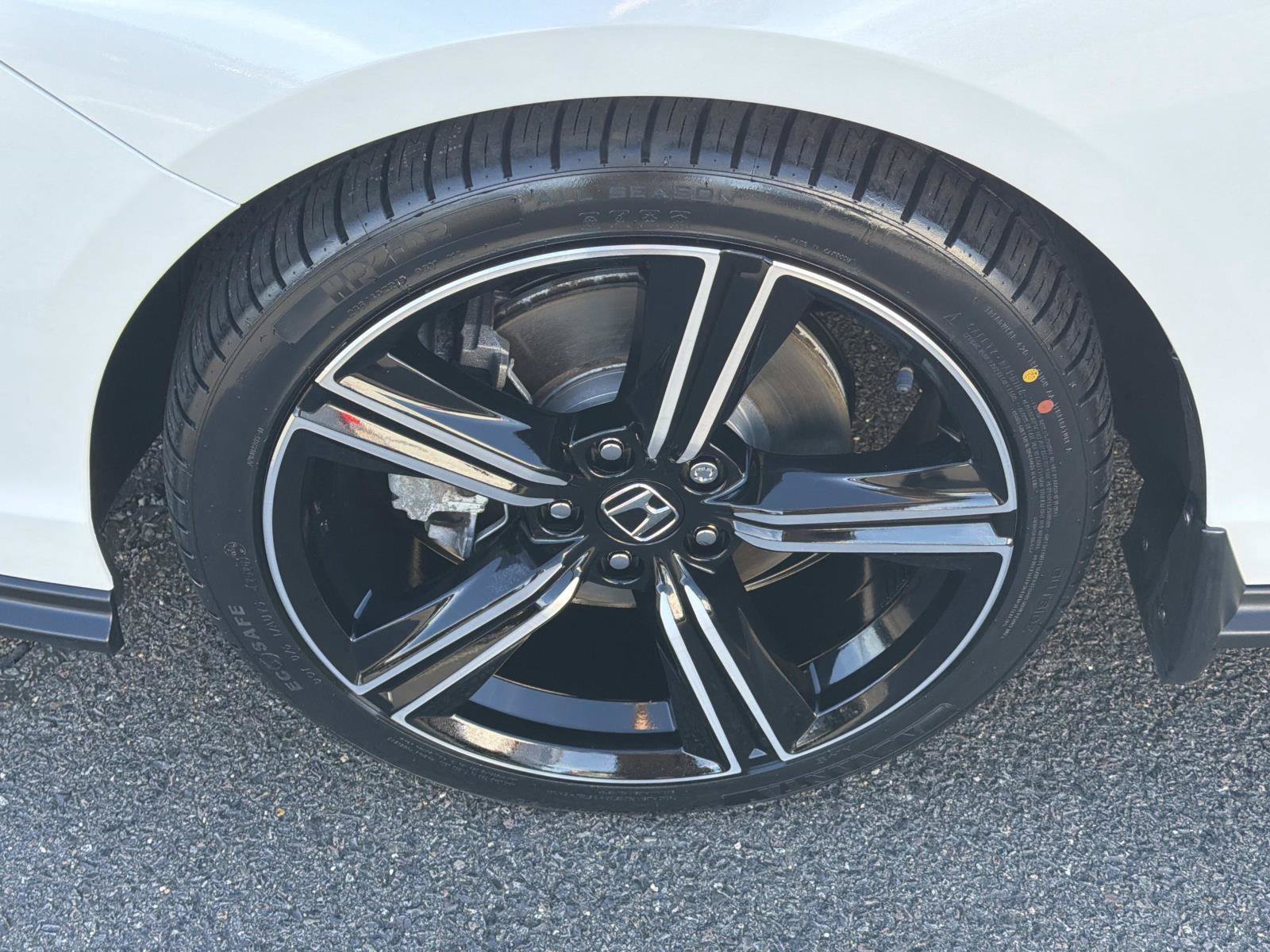 Used 2023 Honda Accord Sport image 5