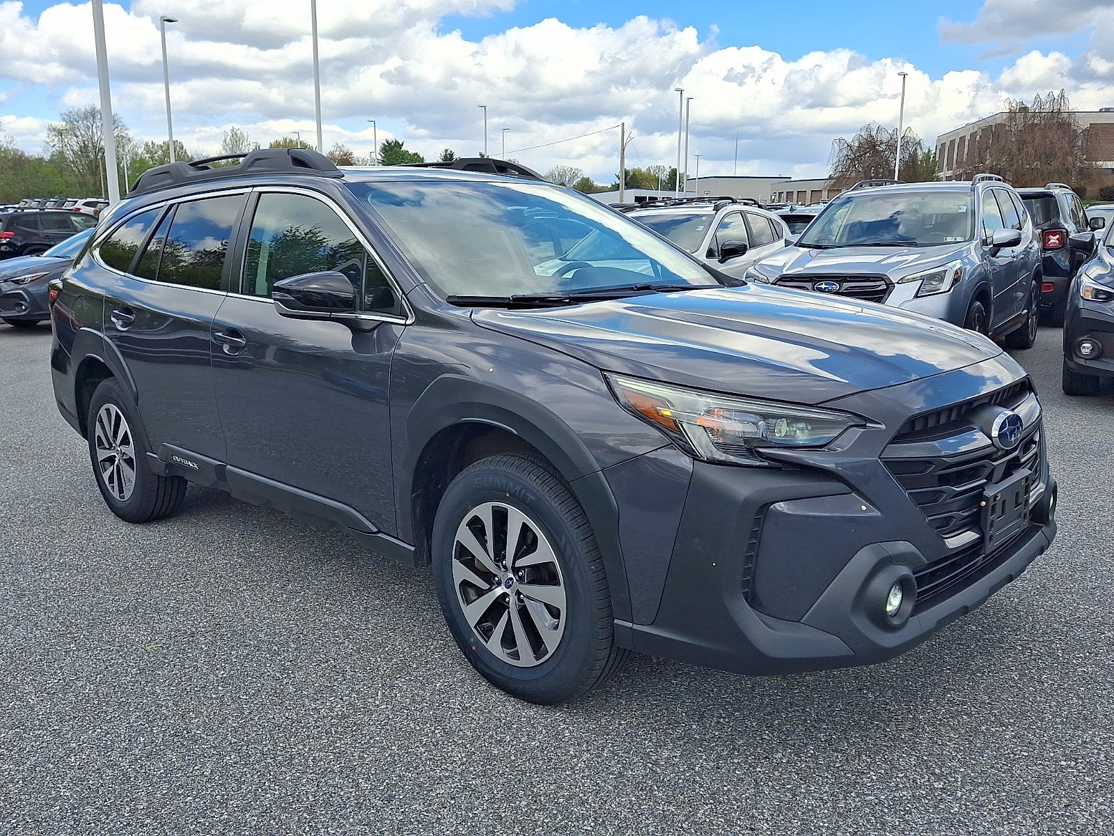 Certified 2023 Subaru Outback Premium AWD/4WD image 3