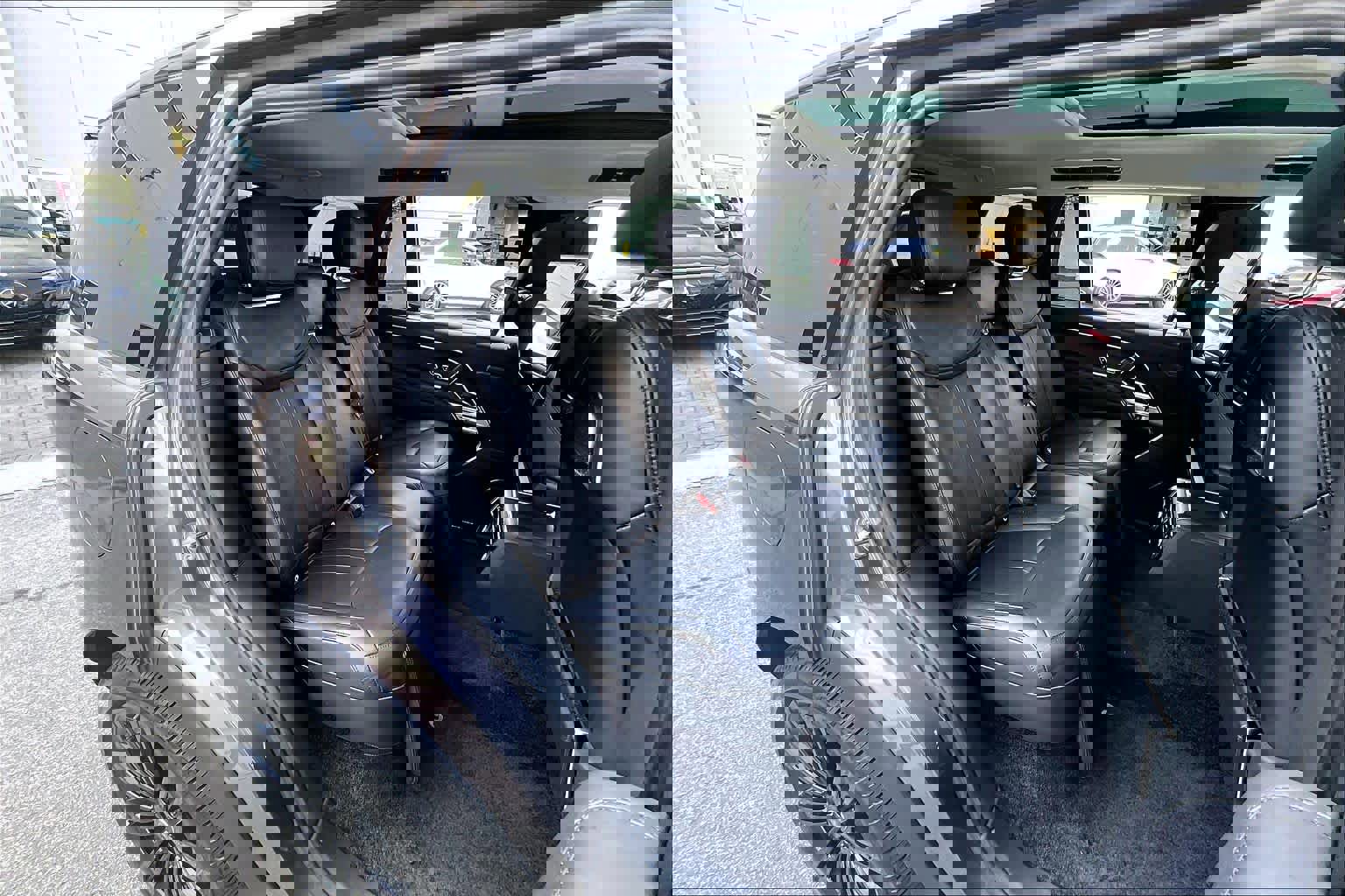 Used 2023 Land Rover Range Rover Long Wheelbase First Edition image 19