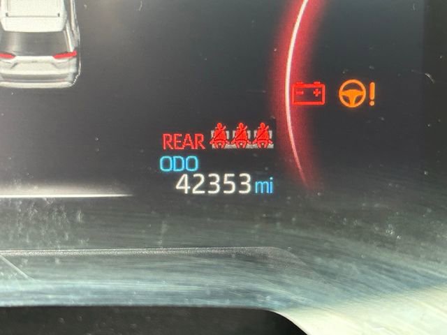 Used 2024 Toyota RAV4 LE image 16