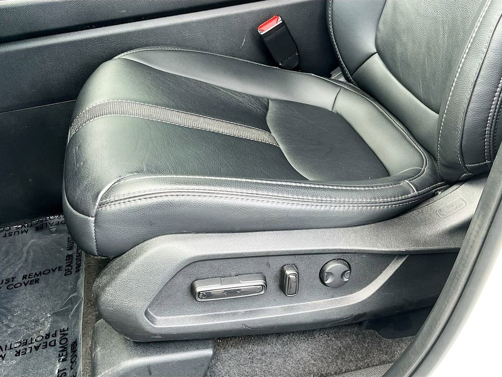 Used 2023 Honda Pilot Touring image 20