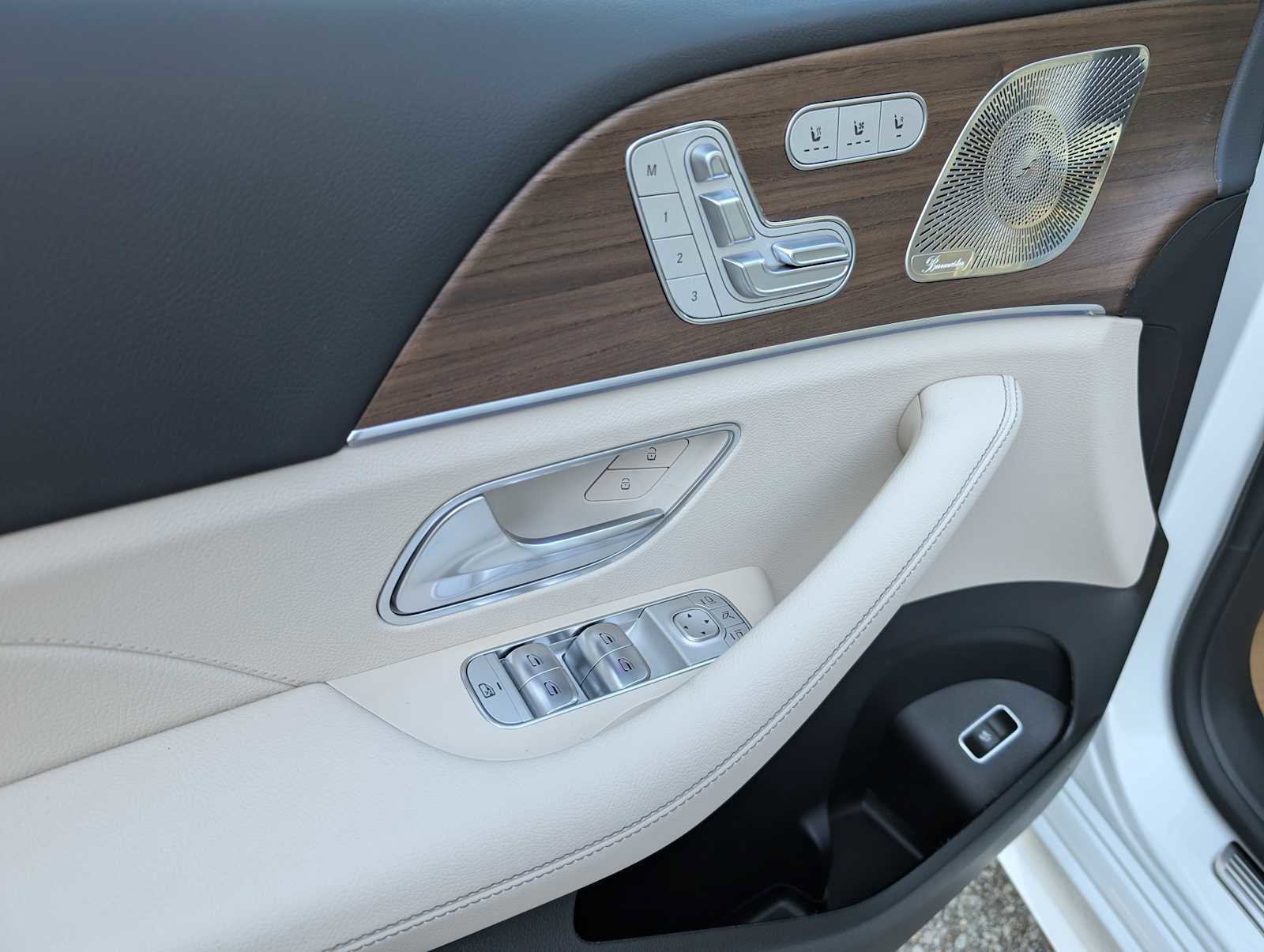 New 2026 Mercedes-Benz GLE 450 4MATIC Coupe image 28