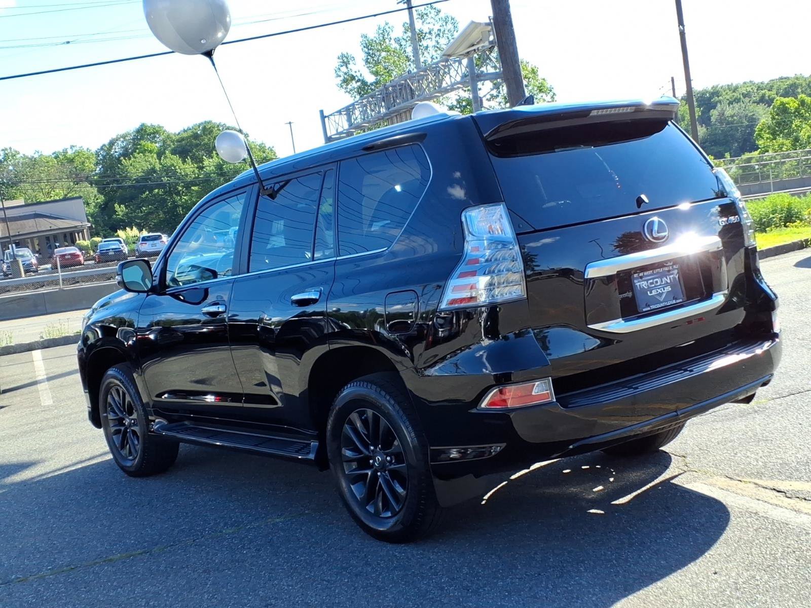 Certified 2023 Lexus GX 460 Premium w/ Premium Package AWD/4WD image 5