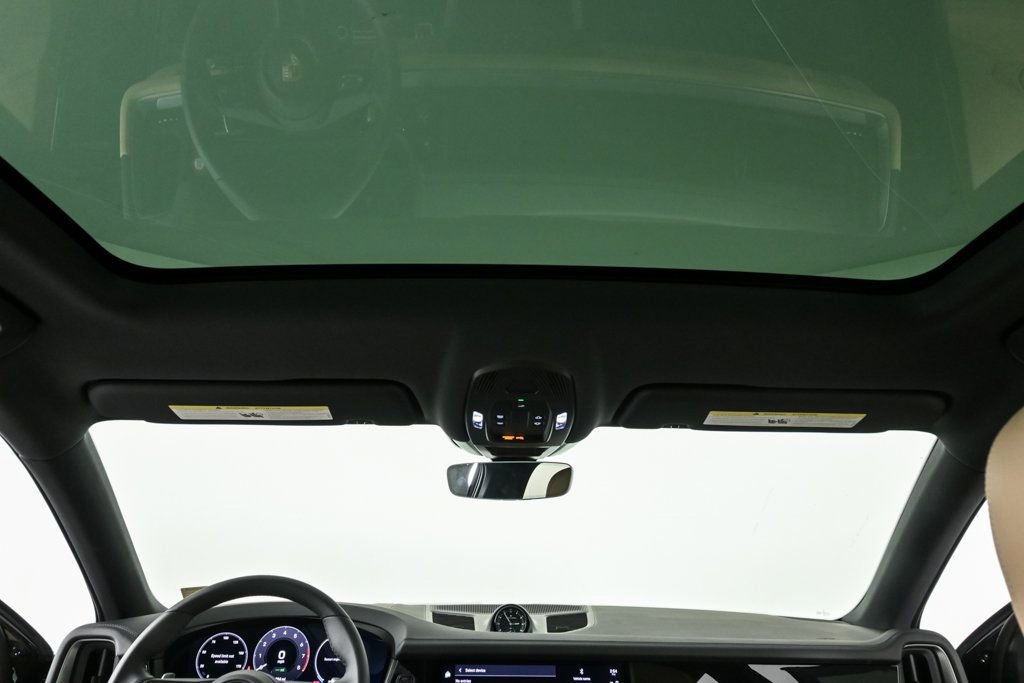 New 2025 Porsche Cayenne S image 20