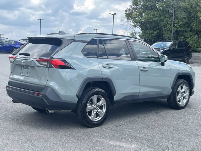 Used 2022 Toyota RAV4 XLE FWD image 13