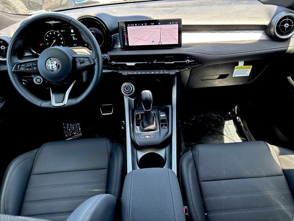 Used 2025 Alfa Romeo Tonale w/ Premium Package AWD/4WD image 20