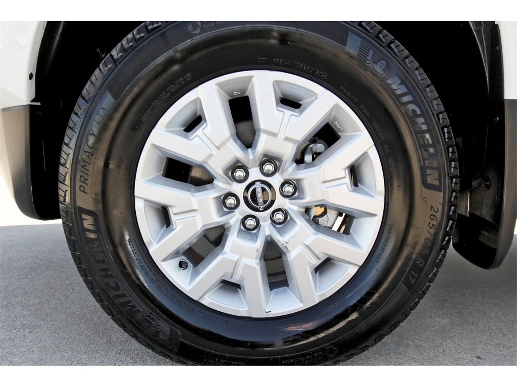 Certified 2024 Nissan Frontier SV w/ SV Convenience Package image 28