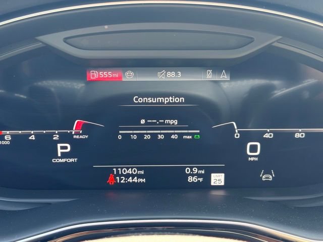 Certified 2025 Audi Q8 Premium Plus w/ Premium Plus Package AWD/4WD image 8