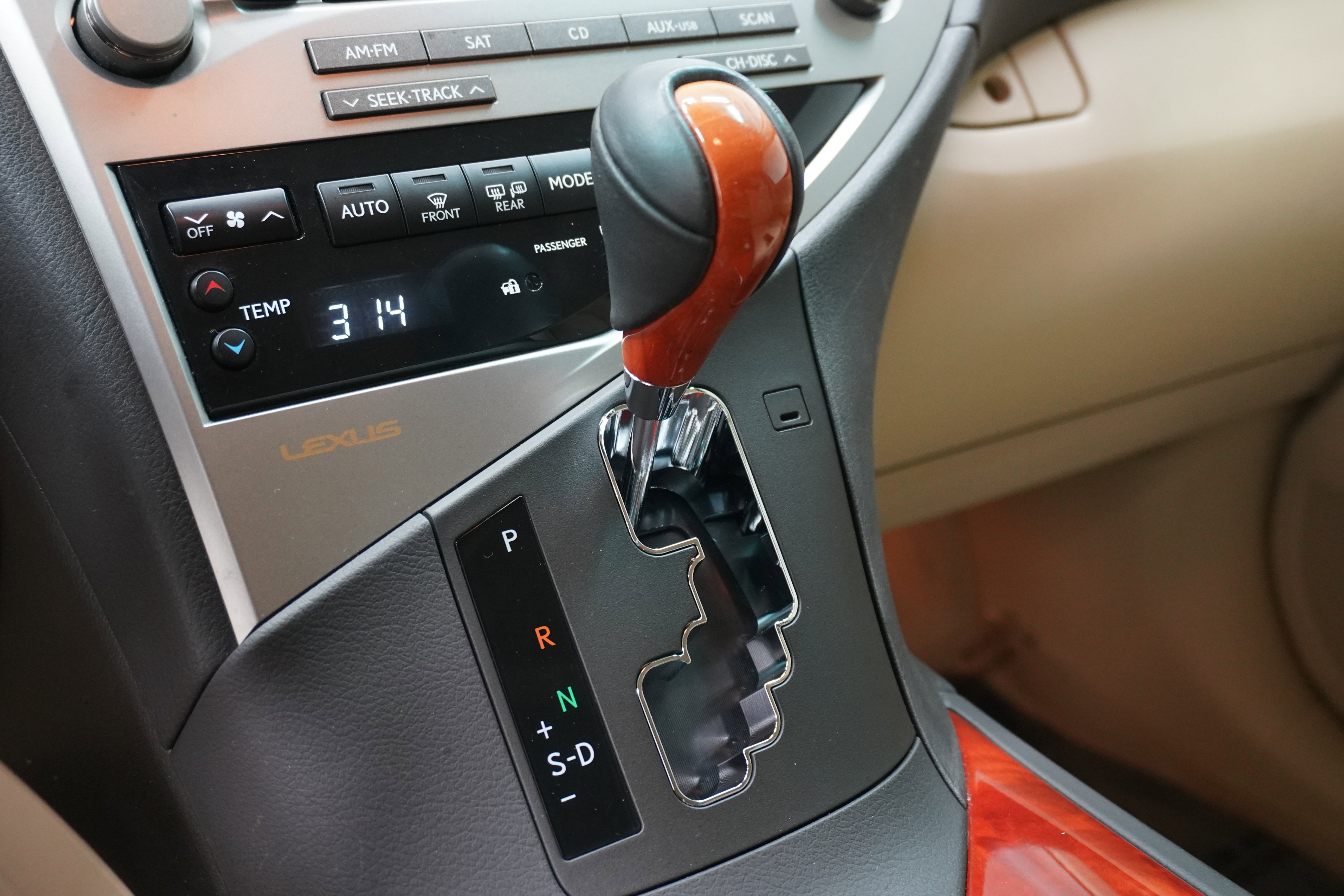 Used 2012 Lexus RX 350 FWD image 22