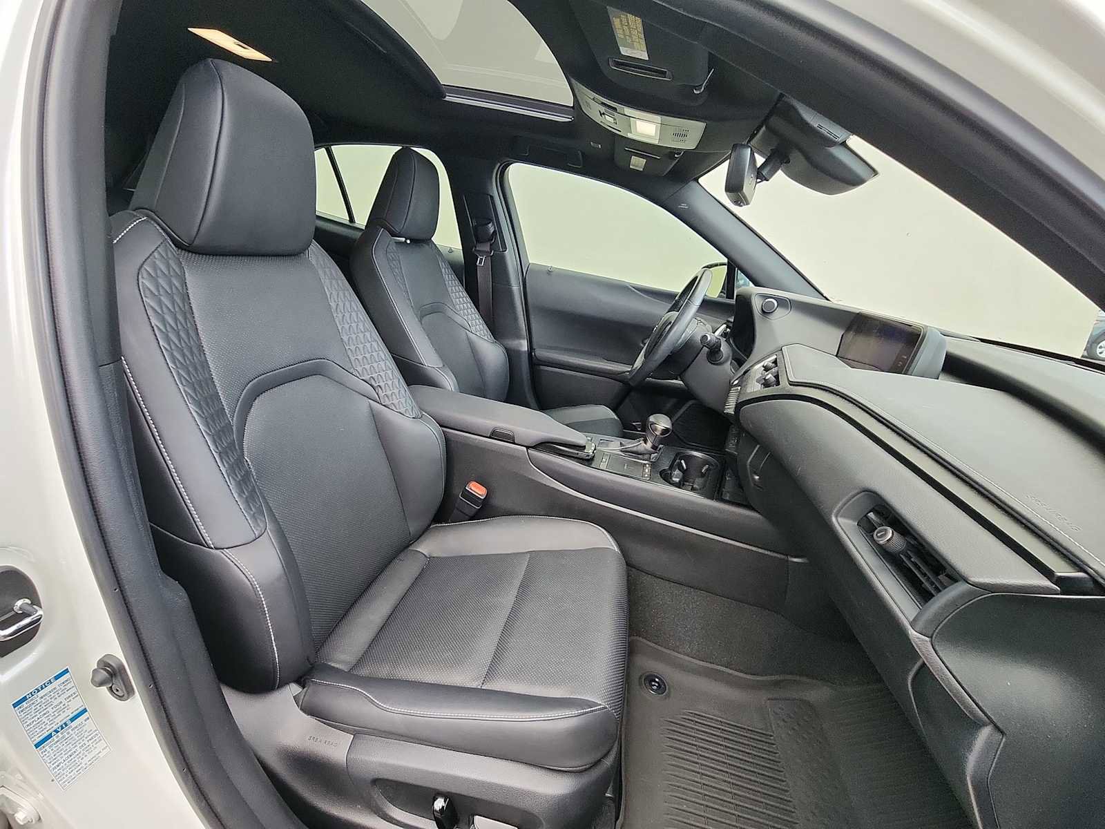 Used 2021 Lexus UX 250h 250h Luxury image 27