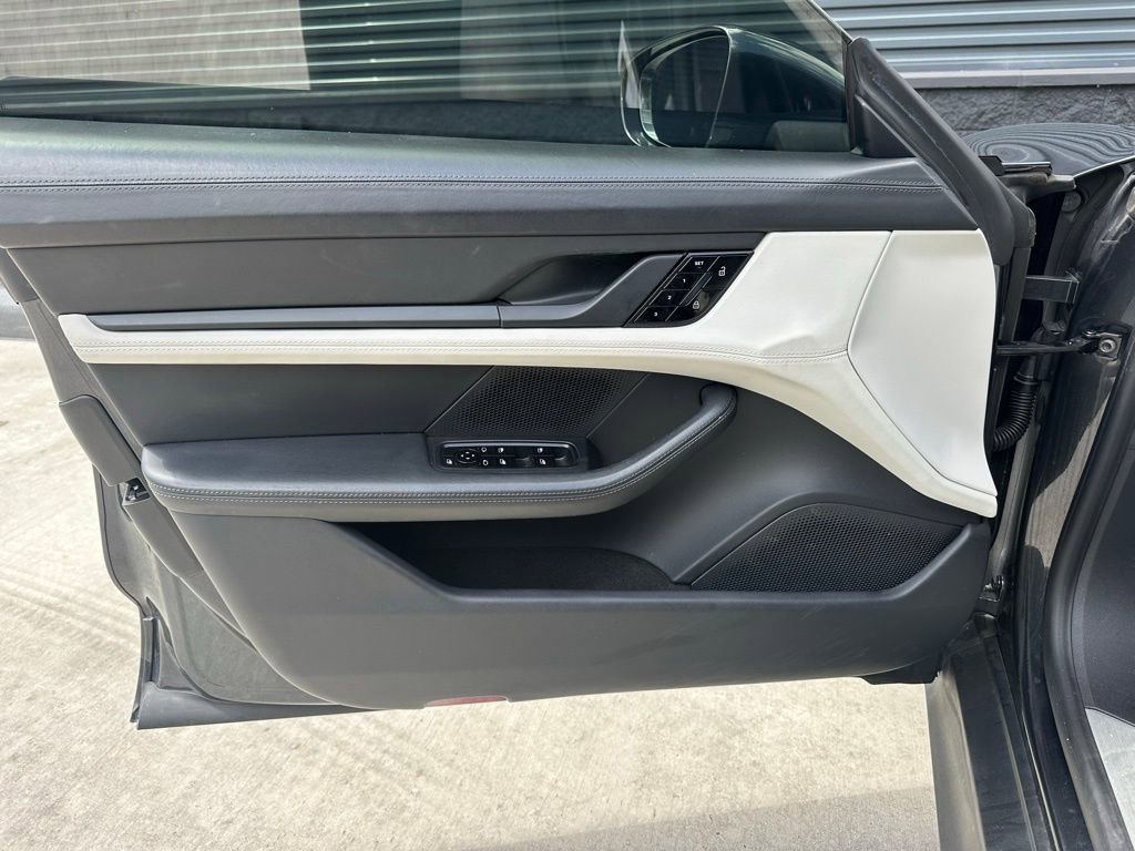 Certified 2020 Porsche Taycan 4S image 20