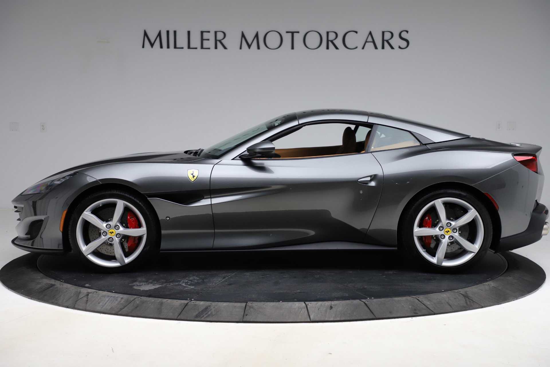 Certified 2020 Ferrari Portofino RWD image 14