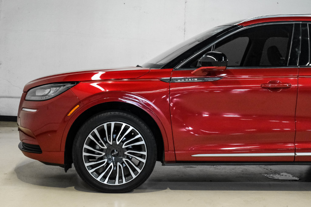 Used 2022 Lincoln Corsair AWD w/ Premium Package image 17