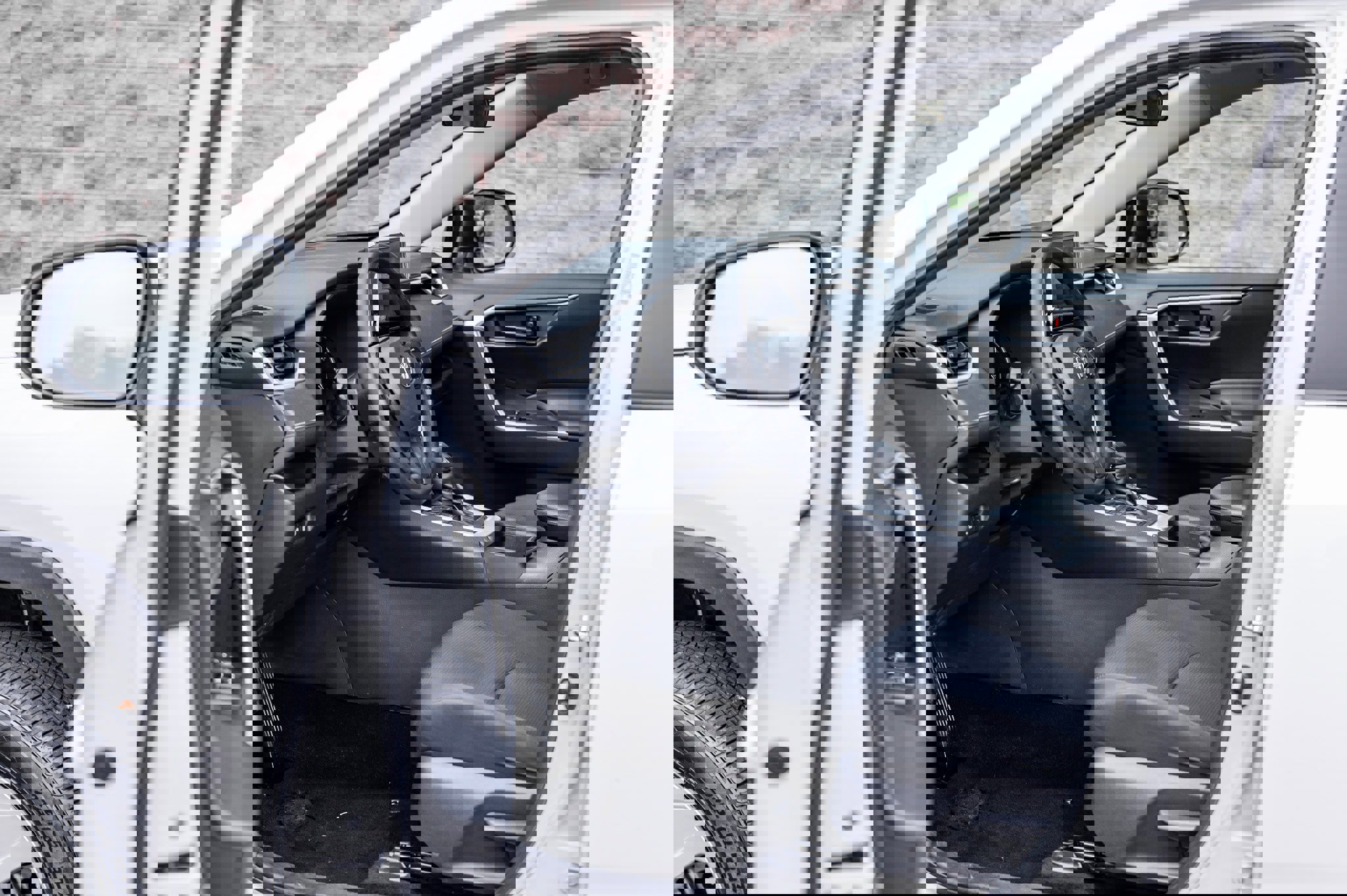 Used 2024 Toyota RAV4 LE image 24