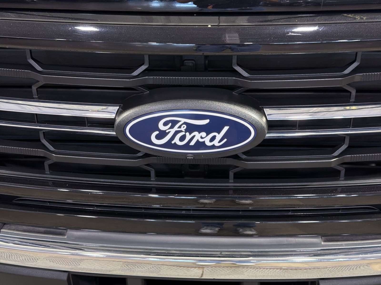 Used 2024 Ford F150 XLT w/ Mobile Office Package AWD/4WD image 12