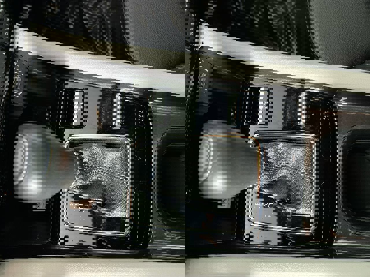 Used 2024 Jeep Compass Latitude image 22