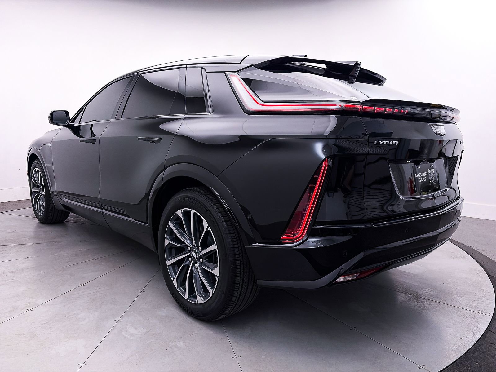 Used 2025 Cadillac Lyriq Sport image 14