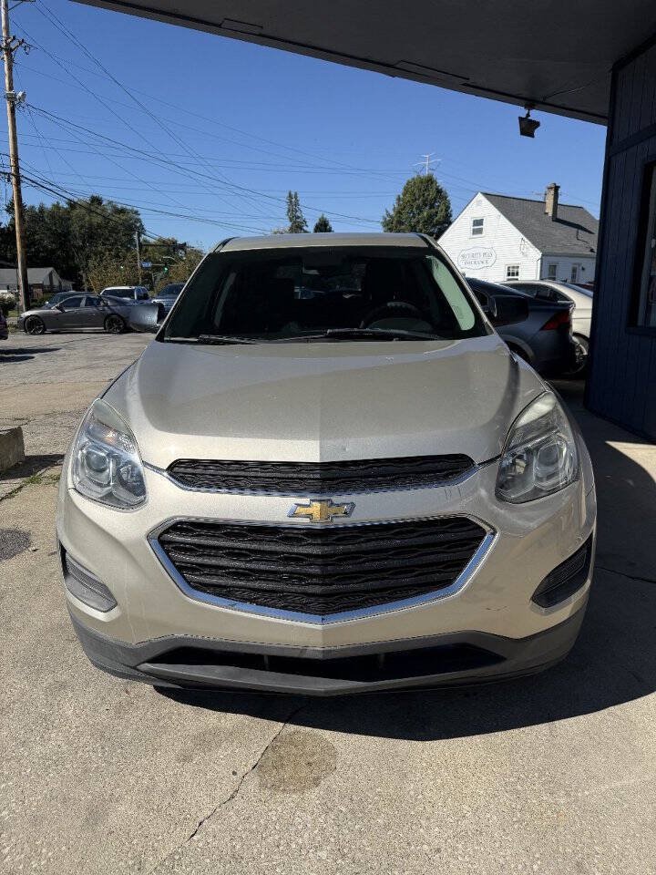 Used 2016 Chevrolet Equinox LS FWD image 2