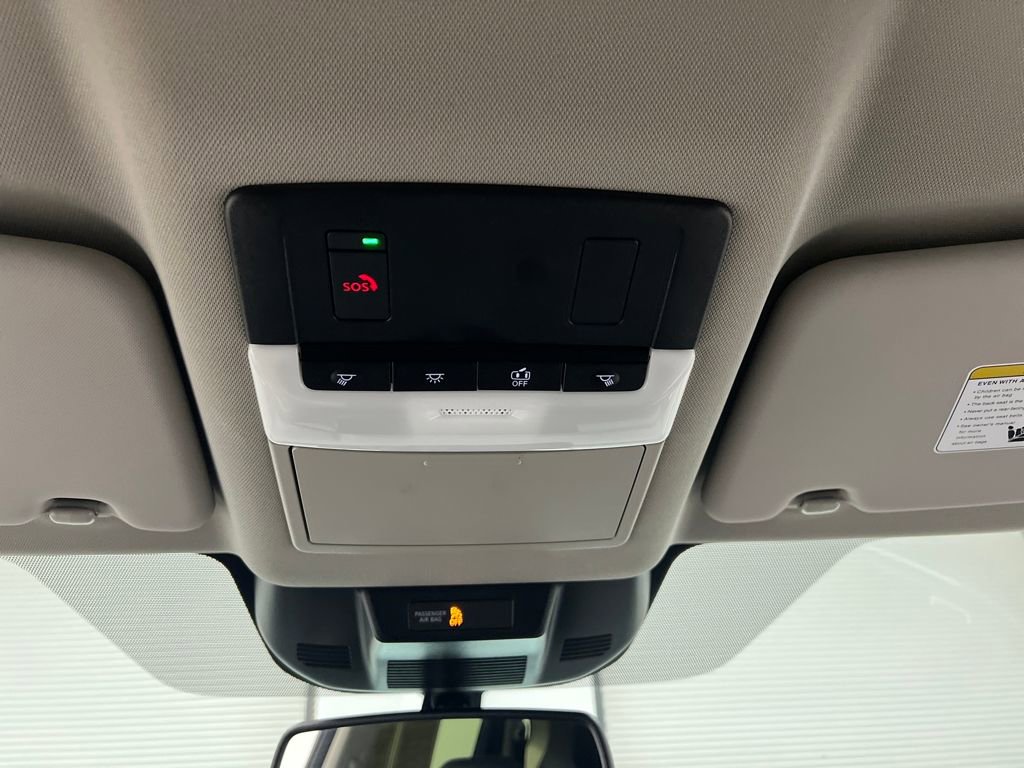 Used 2025 Nissan Rogue SL image 59