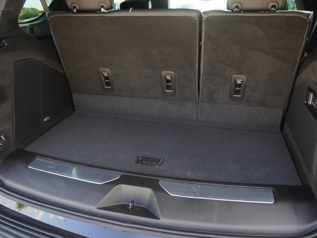Used 2026 Cadillac Escalade Sport RWD image 13