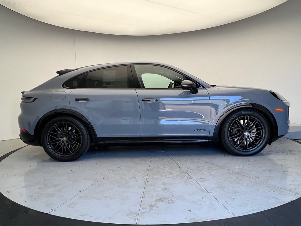 Certified 2025 Porsche Cayenne GTS AWD/4WD image 23