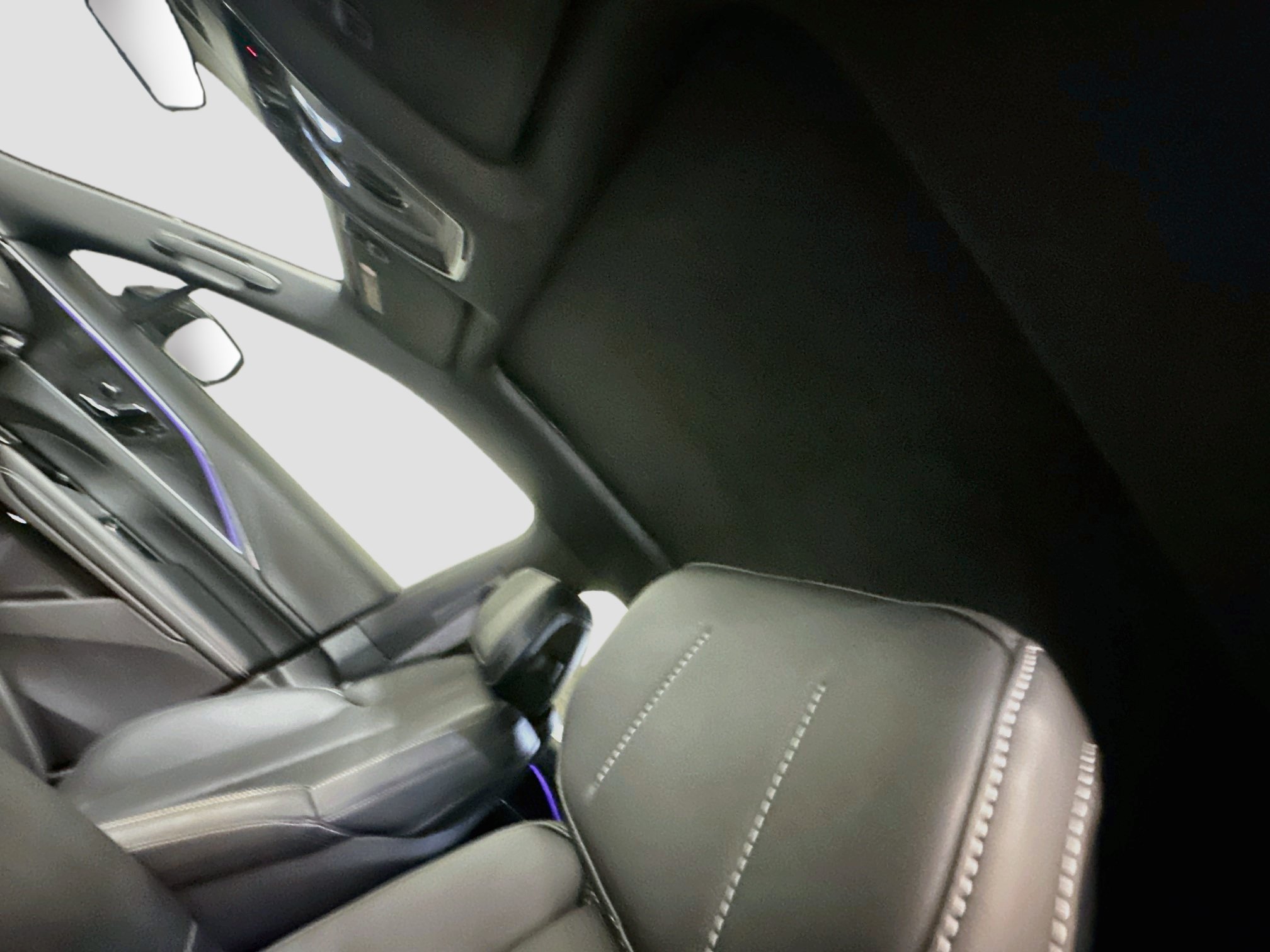 Used 2024 Cadillac Lyriq Luxury w/ LPO, Floor Liner Package AWD/4WD image 27