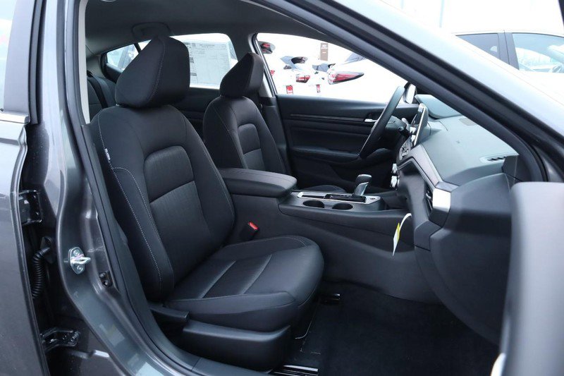 New 2025 Nissan Altima 2.5 SV image 23
