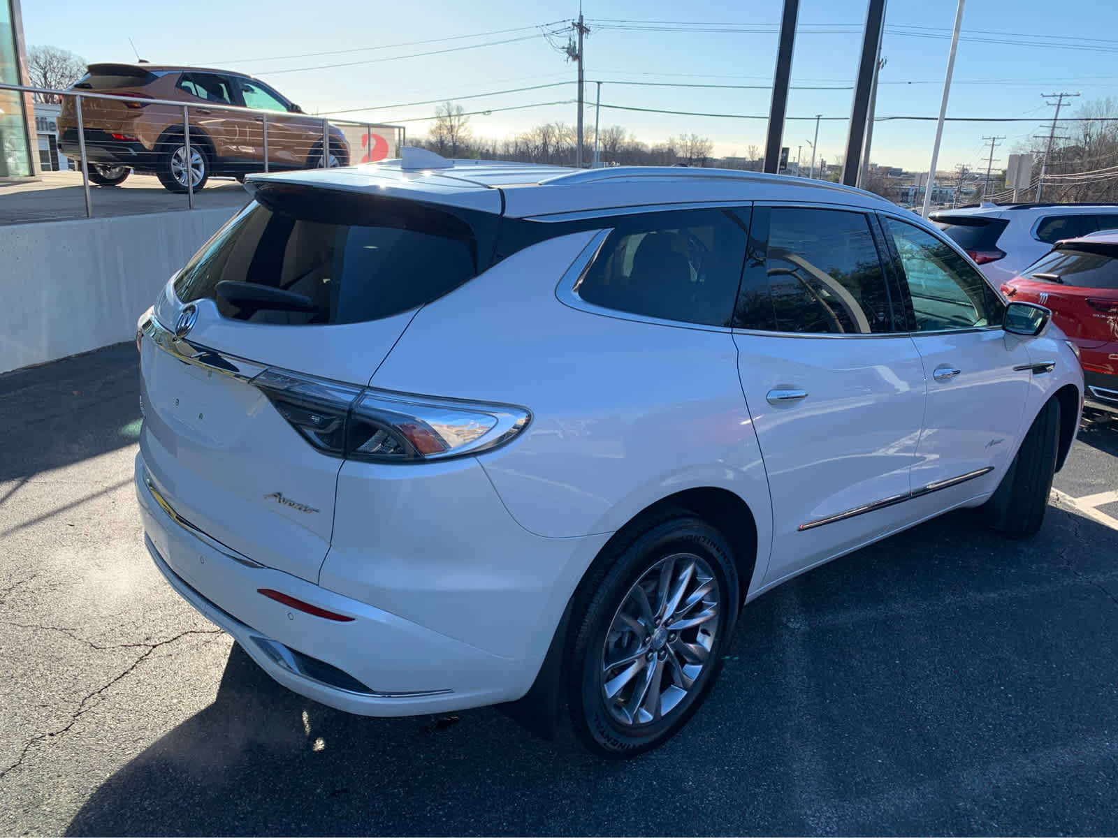 Used 2022 Buick Enclave Avenir w/ Avenir Technology Package image 7