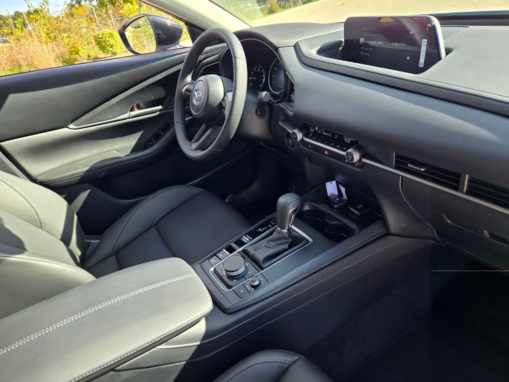 New 2026 MAZDA CX-30 AWD 2.5 S w/ Select Sport Pkg image 5