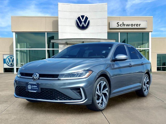 Certified 2025 Volkswagen Jetta SEL FWD image 2