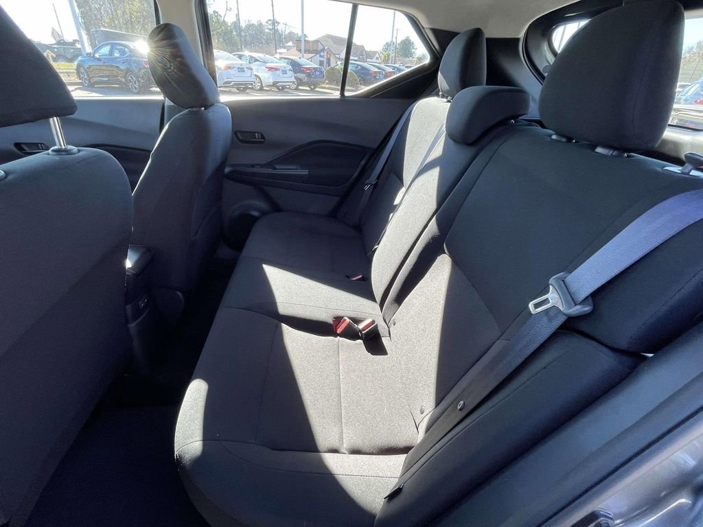Used 2025 Nissan Kicks Play S image 10