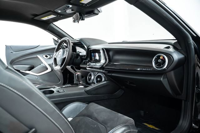 Used 2018 Chevrolet Camaro SS image 20