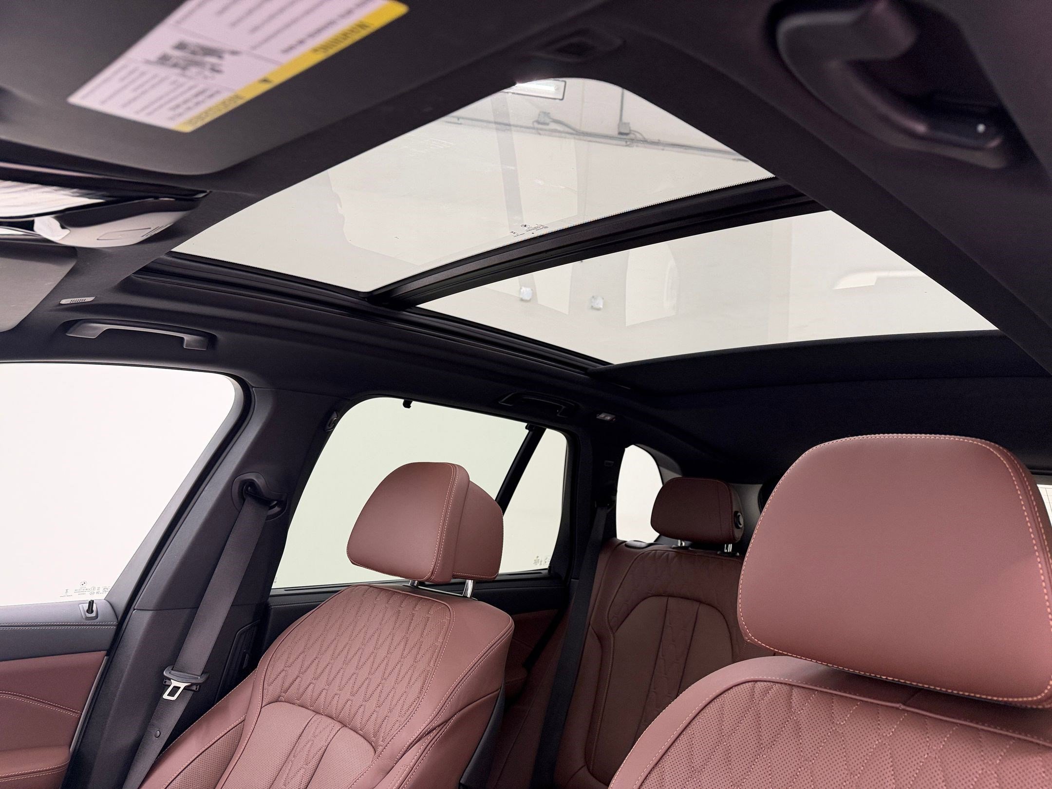 Certified 2025 BMW X5 xDrive40i w/ Climate Comfort Package image 16
