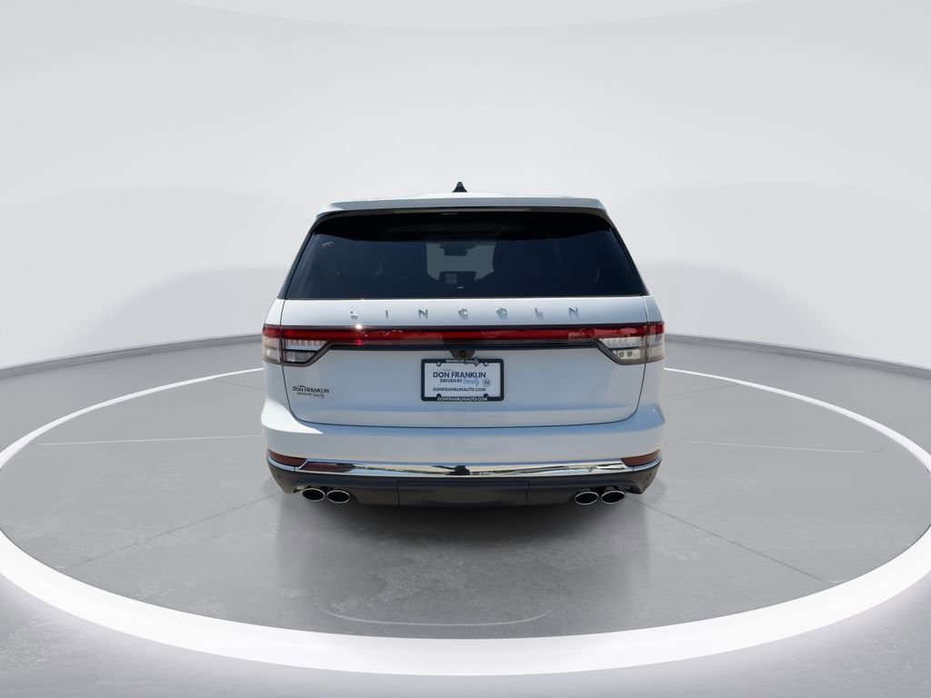 New 2026 Lincoln Aviator AWD image 8