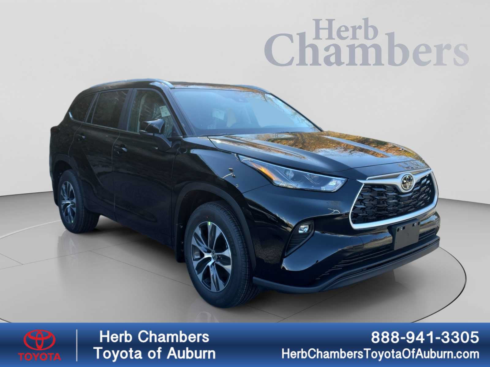 New 2026 Toyota Highlander XLE AWD/4WD image 1