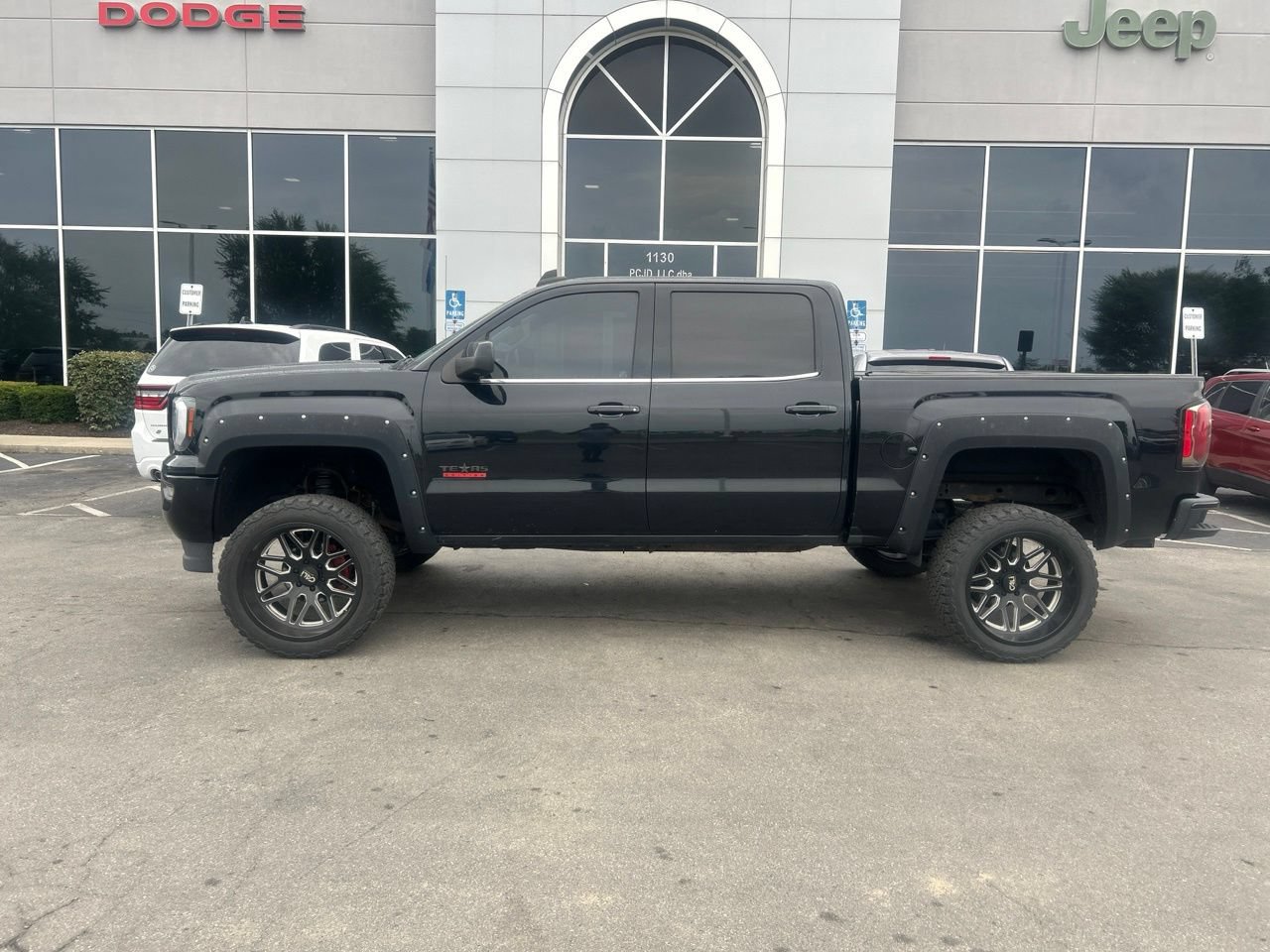 Used 2018 GMC Sierra 1500 SLT w/ Texas SLT Premium Package RWD image 6