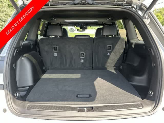 Used 2023 Jeep Grand Cherokee Altitude AWD/4WD image 23