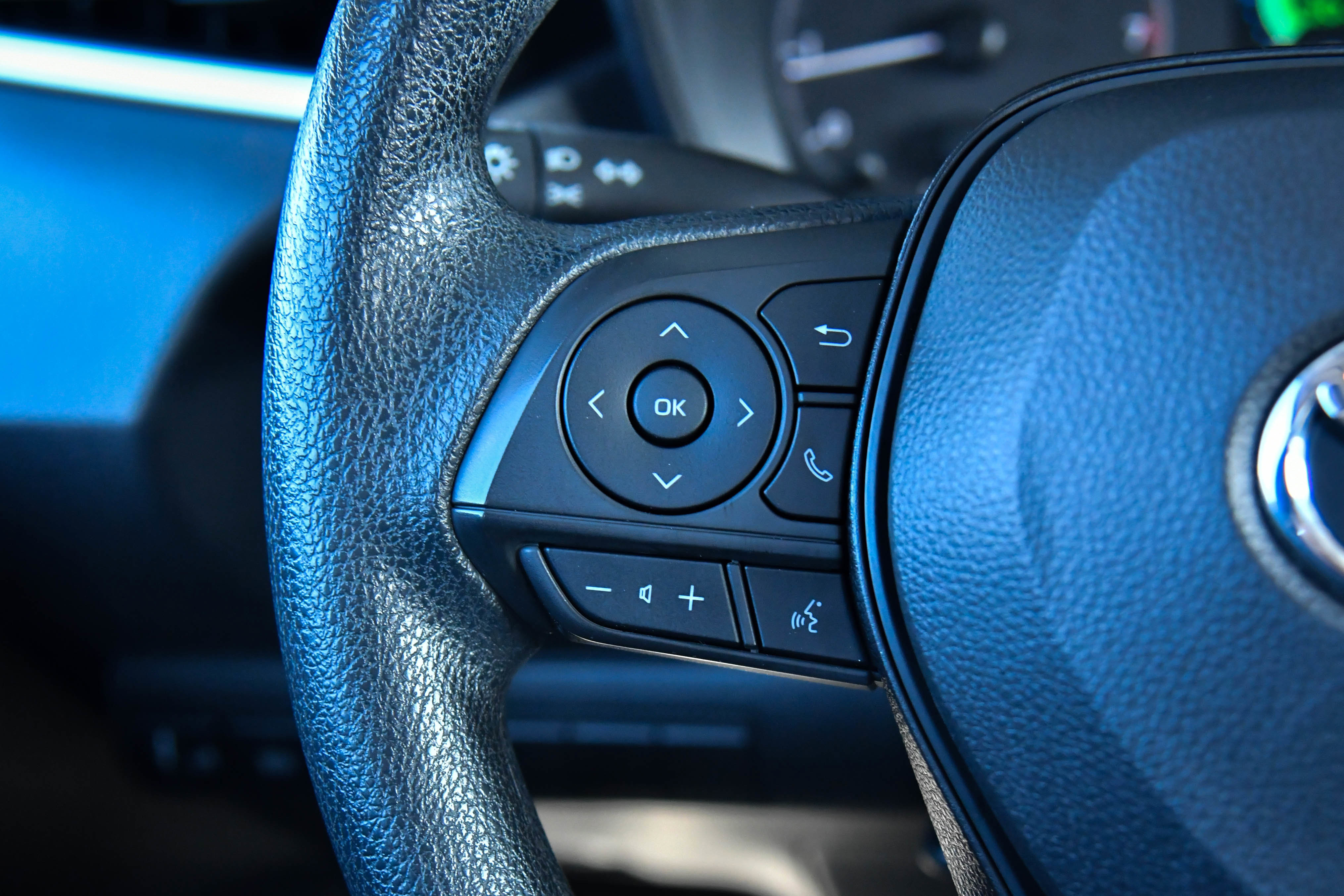 Used 2024 Toyota Corolla LE image 29