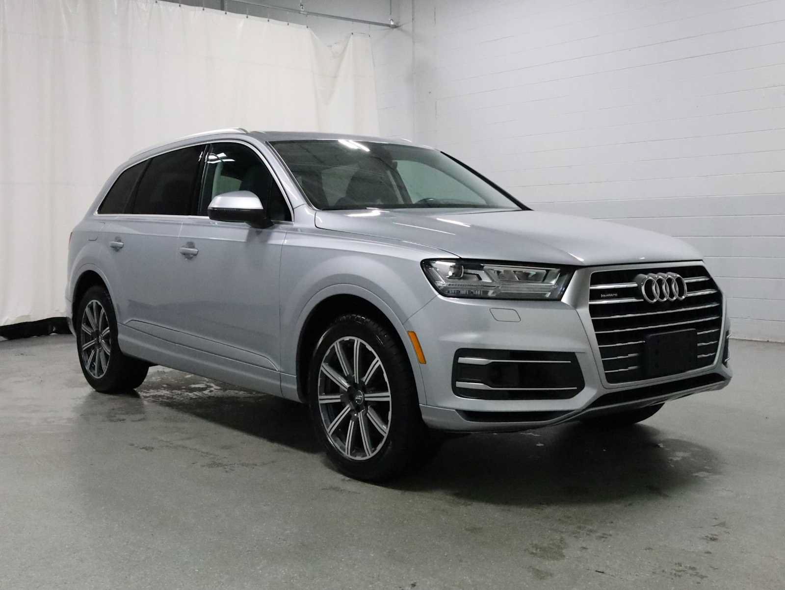 Used 2017 Audi Q7 3.0T Premium Plus AWD/4WD image 13