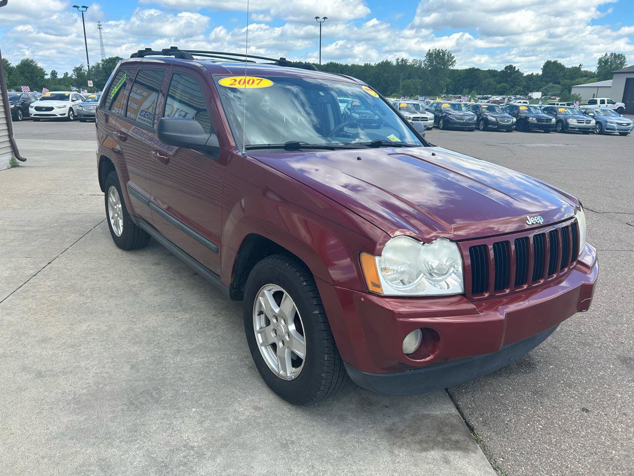 Used 2007 Jeep Grand Cherokee Laredo AWD/4WD image 3