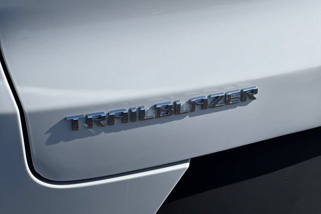 Used 2026 Chevrolet TrailBlazer LT FWD image 49