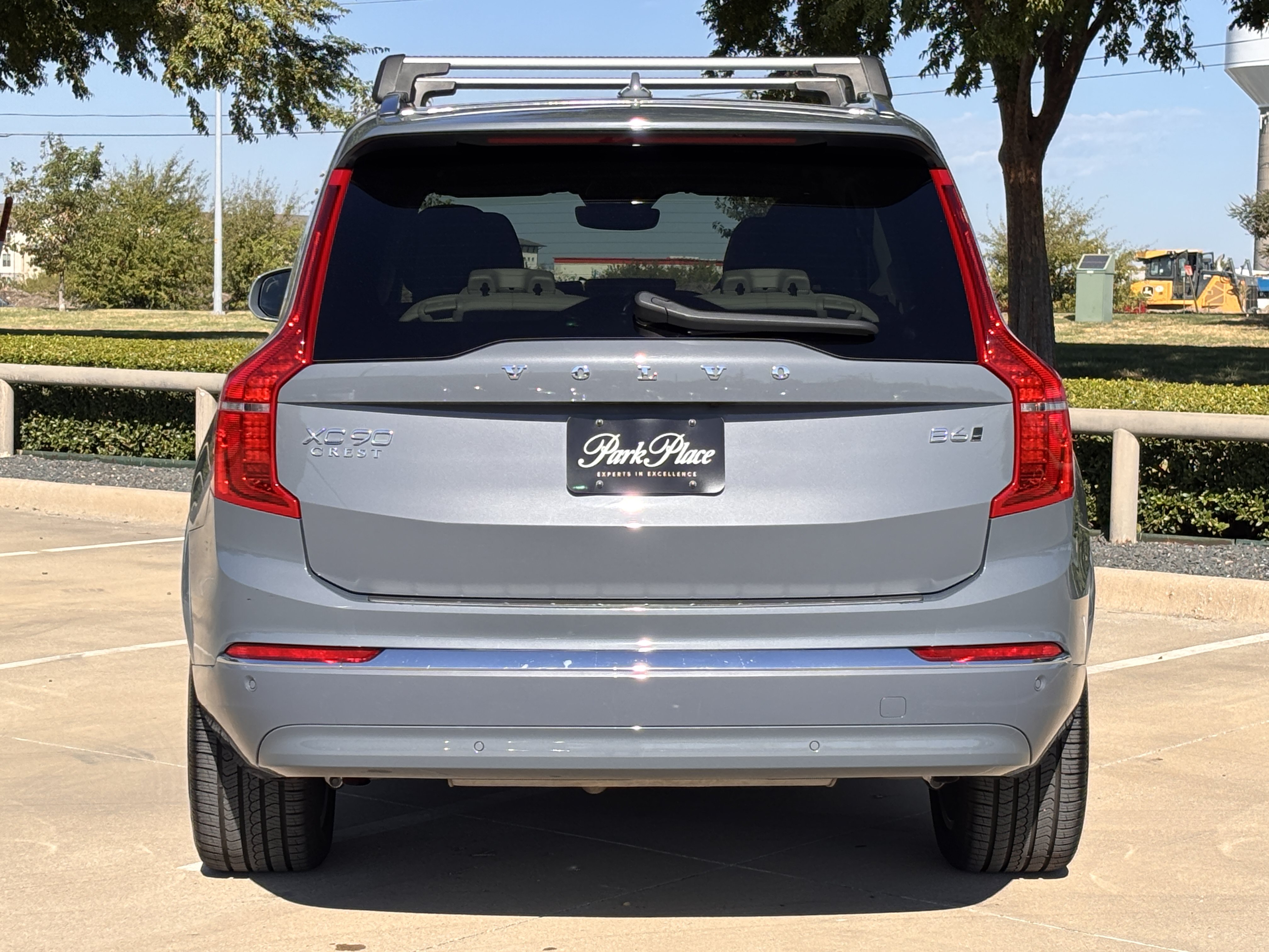 Used 2023 Volvo XC90 B6 Plus w/ Protection Package Premier AWD/4WD image 4