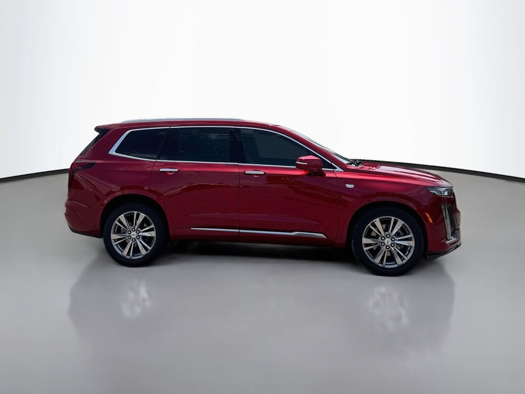 Used 2023 Cadillac XT6 Premium Luxury w/ Technology Package FWD image 8