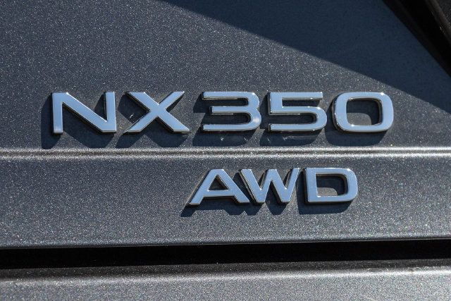 Used 2023 Lexus NX 350 AWD image 5
